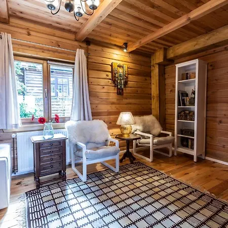 Dom wakacyjny Udanypobyt Dom Zakątek *